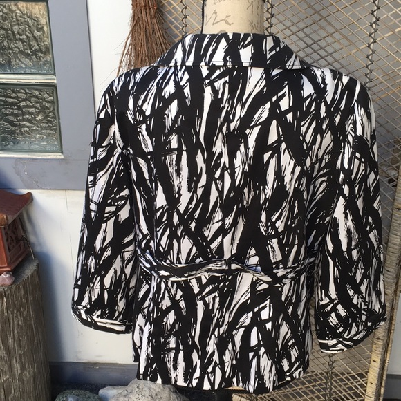 Vintage Style Jacket - Picture 7 of 8